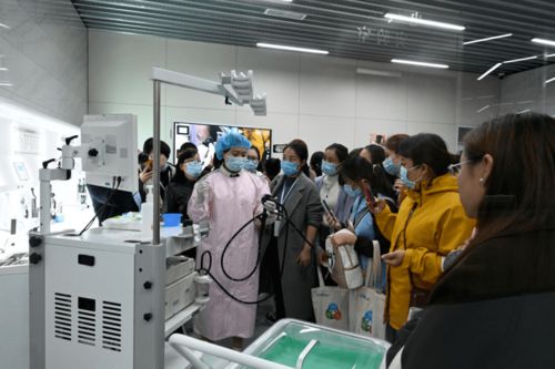 市中心醫院西院消化內科病區護理人員在國家級第九期內鏡清洗消毒培訓班中榮獲佳績，彰顯卓越護理服務能力